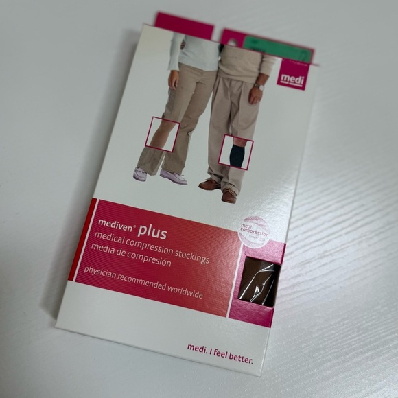 New In Box Mediven Plus Medical Compression Beige Closed Toe Stocking Size IV - Picture 8 of 9